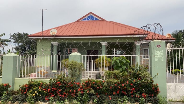 4 bedroom house